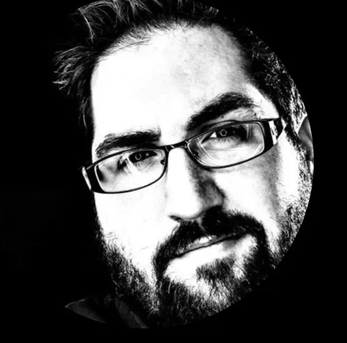 Headshot of Ali Mohsenian